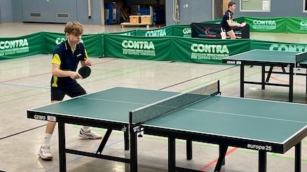 Derbysieg! 7. bleibt oben dran!